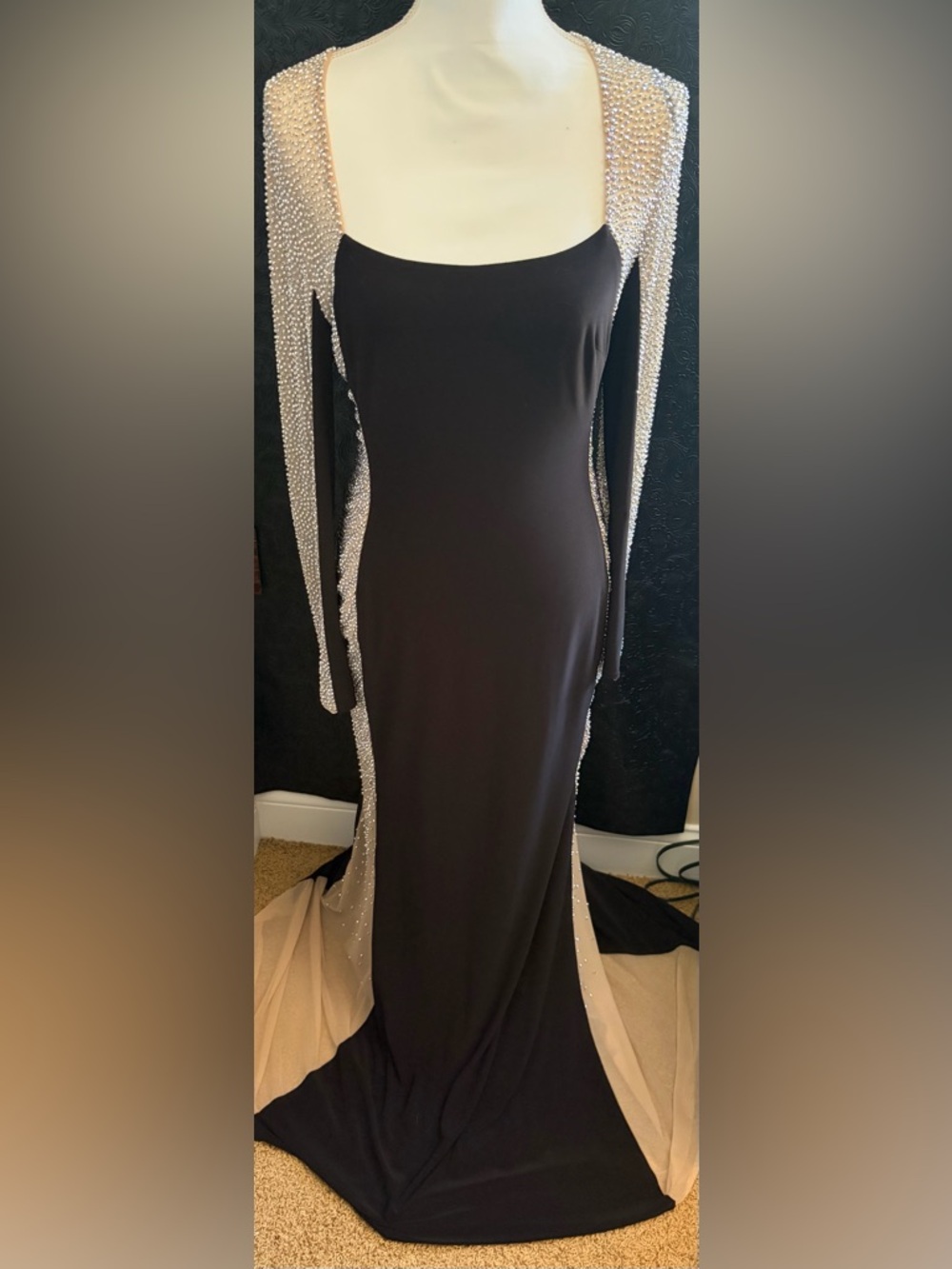 Xscape Black Rhinestone Cape Sleeve Formal Gown Mermaid Evening Dress Size 8